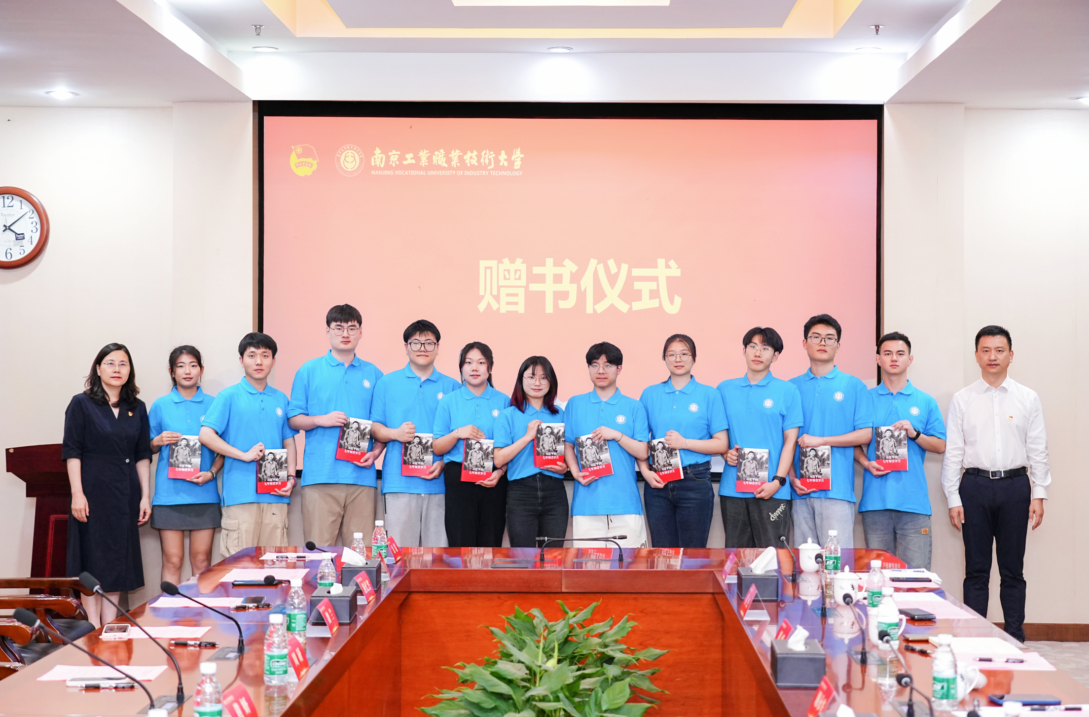 680973d4d57a31ad8db3dbb5e0c200c.png 680973d4d57a31ad8db3dbb5e0c200c.png